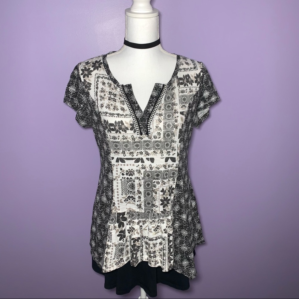 FINAL PRICE!!  Style & Co Black and White Mixed Pattern Top